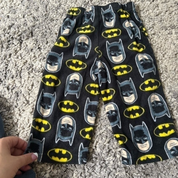 Batman pjs - Picture 5 of 7